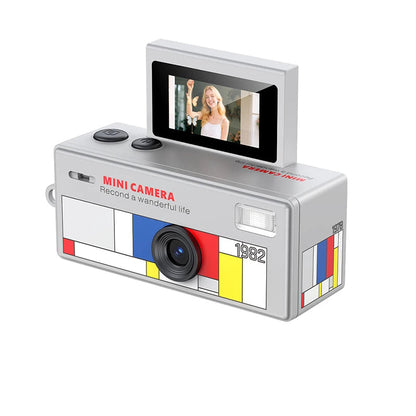 Y2K mini camera with rotating screen